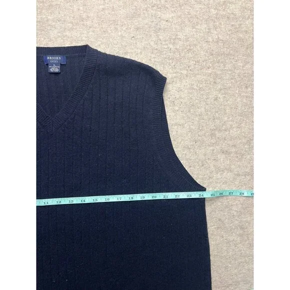 Vintage 90's Brooks Sport Navy Blue Lambs Wool V-Neck Sweater Vest Size XL - Picture 6 of 7